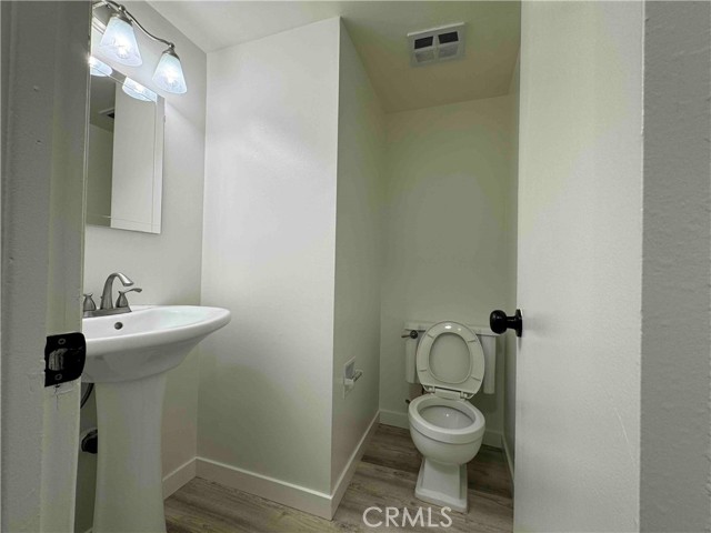 Detail Gallery Image 8 of 16 For 8245 Graham, Buena Park,  CA 90621 - 4 Beds | 2/1 Baths