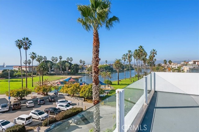 Detail Gallery Image 35 of 41 For 6730 Esplanade, Playa Del Rey,  CA 90293 - 4 Beds | 4 Baths