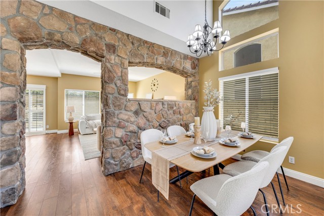 13283 Sunstream Drive, Chino Hills CA: https://media.crmls.org/medias/0c3fe3a0-e9b9-4feb-b5b8-7708934cb082.jpg