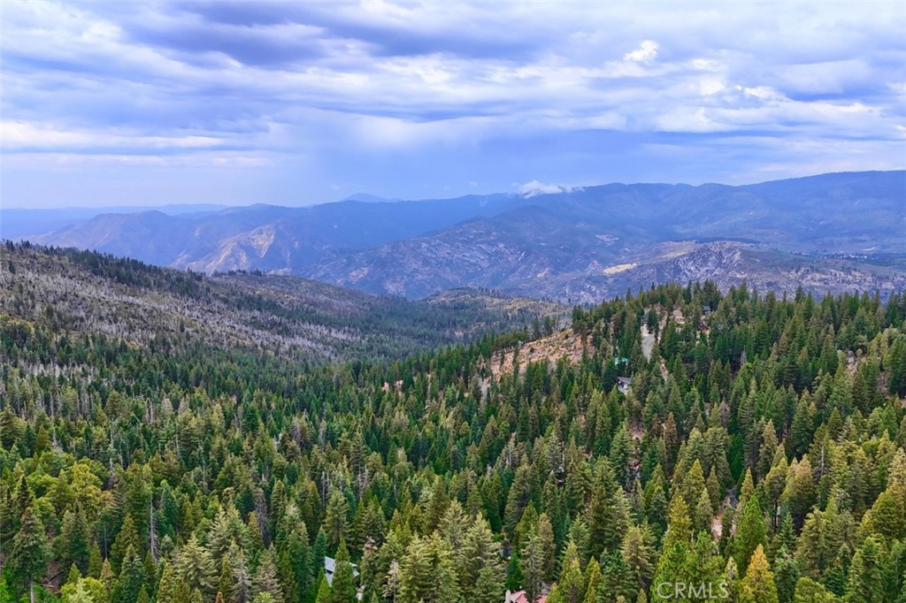 https://media.crmls.org/medias/0c3ffeee-2857-4a6b-bd28-06bf422fdb0c.jpg?preset=X-Large