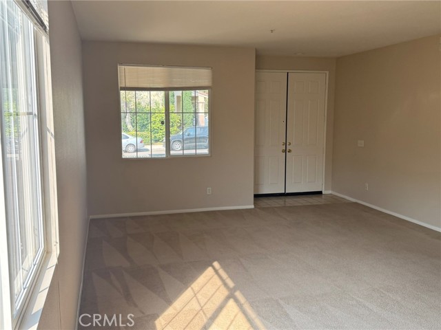5859 Seminole Way, Fontana CA: https://media.crmls.org/medias/0c4166ea-2194-452b-8590-b34da3eabff9.jpg