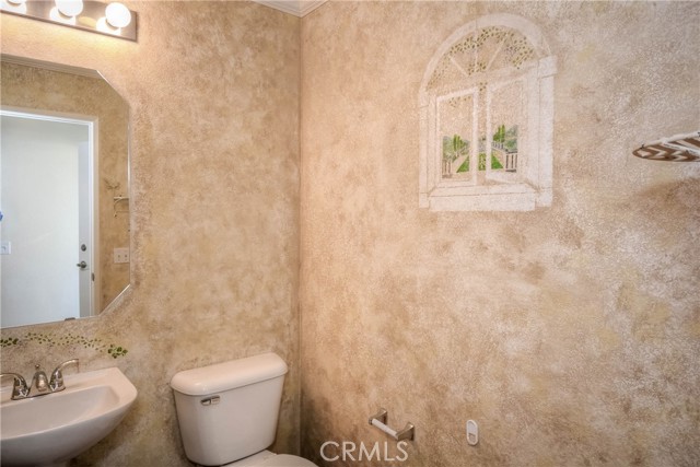 Detail Gallery Image 8 of 31 For 554 Pointe Vista Ct, Corona,  CA 92881 - 3 Beds | 2/1 Baths