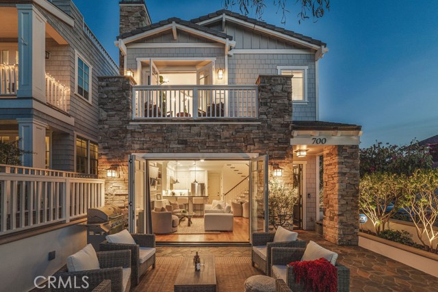 Detail Gallery Image 1 of 38 For 700 Acacia Ave a,  Corona Del Mar,  CA 92625 - 3 Beds | 3/1 Baths