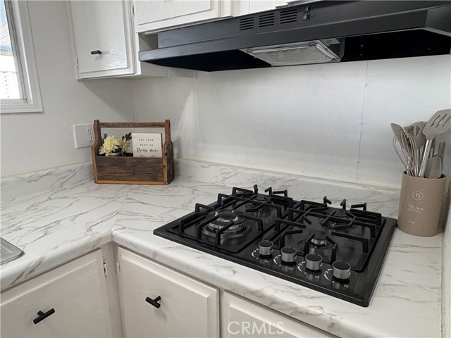 Detail Gallery Image 7 of 39 For 1895 W Devonshire Ave #27,  Hemet,  CA 92545 - 2 Beds | 2 Baths