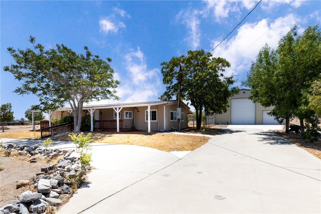 3437 Gorgonio Road