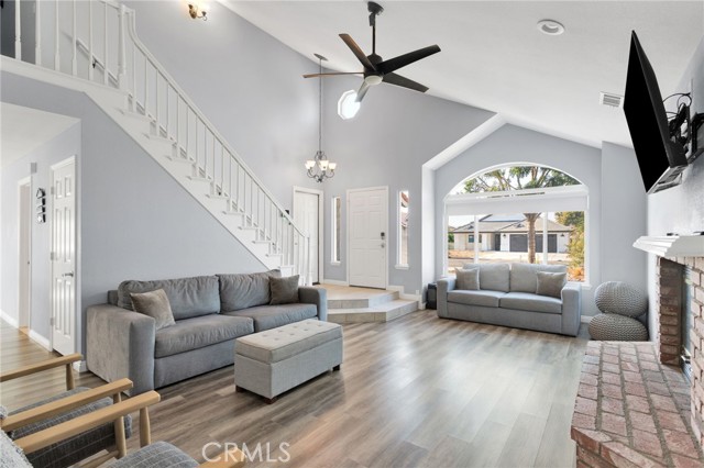 Detail Gallery Image 7 of 54 For 14374 Ironsides Ln, Helendale,  CA 92342 - 3 Beds | 3 Baths