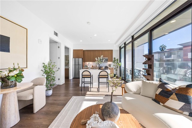 Detail Gallery Image 3 of 52 For 709 E Walnut St #315,  Pasadena,  CA 91101 - 1 Beds | 1 Baths