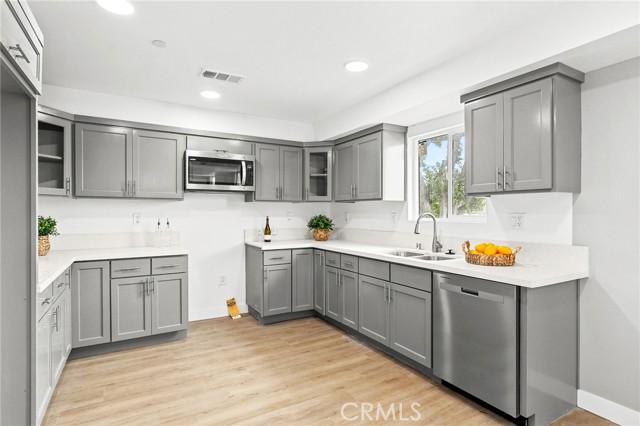 500 N Brannick Avenue, Los Angeles CA: https://media.crmls.org/medias/0c467a5a-d75e-4478-a2d3-5de190edf360.jpg