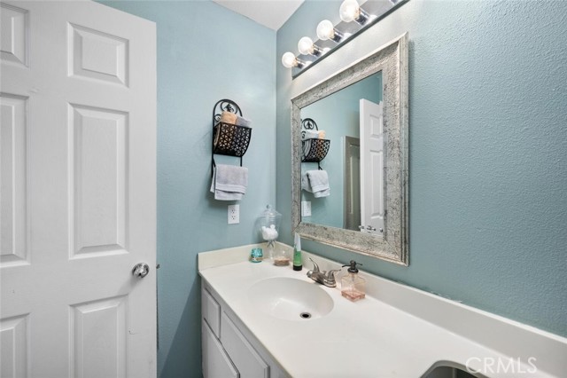 Detail Gallery Image 24 of 49 For 23786 Marin Ct, Murrieta,  CA 92562 - 3 Beds | 2/1 Baths