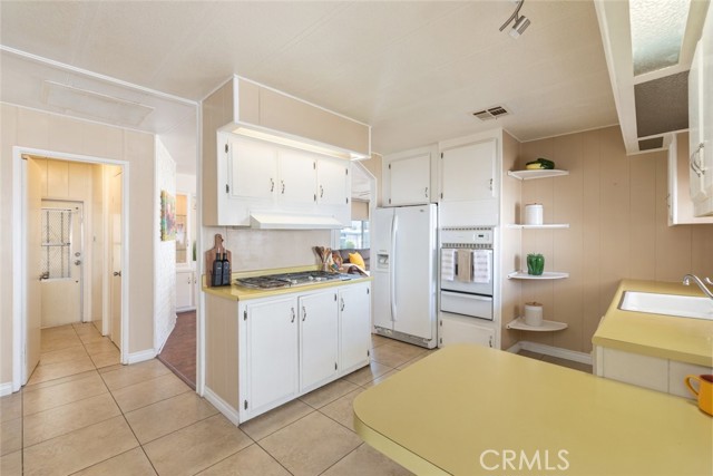 12700 2nd Street, Yucaipa CA: https://media.crmls.org/medias/0c46e371-1017-453b-9b8f-c8496d0b8f9d.jpg
