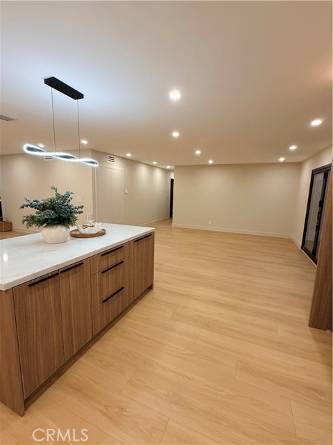 6701 Neddy photo 16