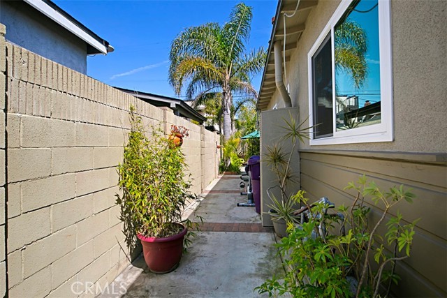 Detail Gallery Image 33 of 34 For 244 Venetia, Long Beach,  CA 90803 - 3 Beds | 2 Baths