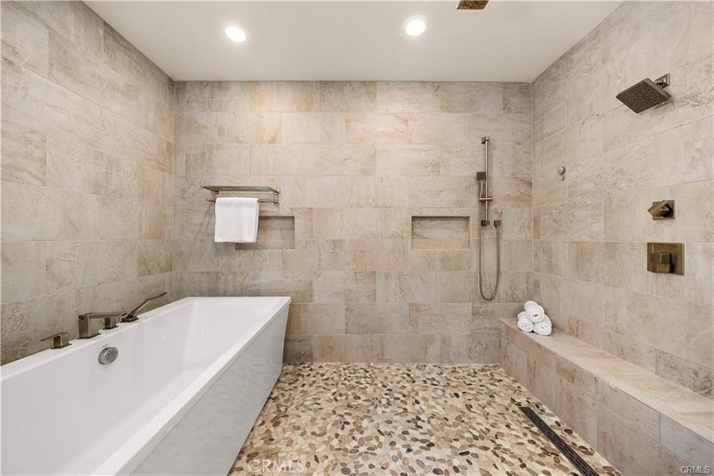 MLS #OC26132991 image #34