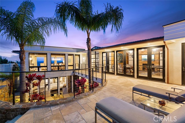 Detail Gallery Image 42 of 43 For 322 Emerald Bay, Laguna Beach,  CA 92651 - 6 Beds | 6/1 Baths
