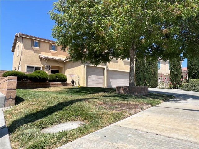 Detail Gallery Image 3 of 6 For 3609 Fern Ave, Palmdale,  CA 93550 - 4 Beds | 3 Baths