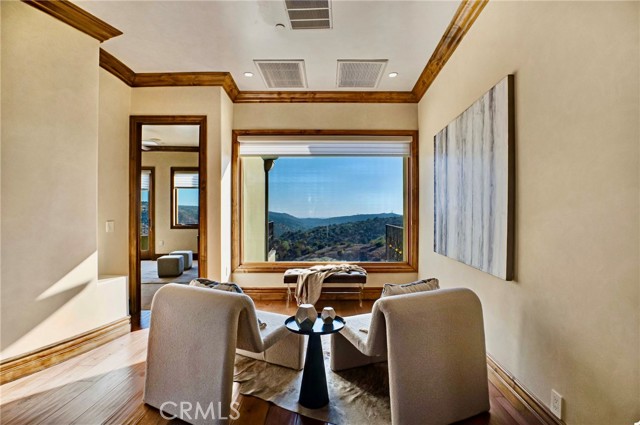 2695 Shady Ridge Lane, Diamond Bar CA: https://media.crmls.org/medias/0c4d6934-7b27-40e8-9087-0a8a376f9a88.jpg