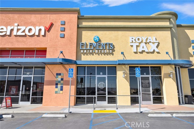 12044 Dunia Road, Victorville CA: https://media.crmls.org/medias/0c4dc563-6504-42ac-add3-9c696c7bc01e.jpg