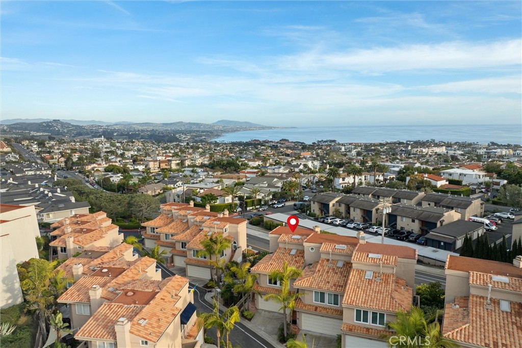 https://media.crmls.org/medias/0c4e2156-cf61-4af4-8551-b19060d4f026.jpg?preset=X-Large