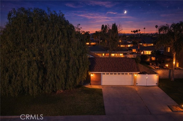 Detail Gallery Image 2 of 29 For 11619 Capitol Drive, Riverside,  CA 92503 - 2 Beds | 2 Baths