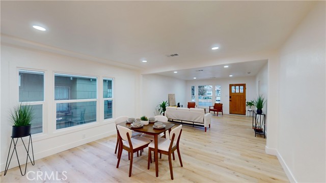 Detail Gallery Image 5 of 24 For 2249 W 30th St, Los Angeles,  CA 90018 - 4 Beds | 2 Baths