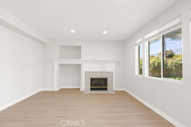 Detail Gallery Image 11 of 31 For 2029 Roadrunner Ave, Newbury Park,  CA 91320 - 4 Beds | 3 Baths