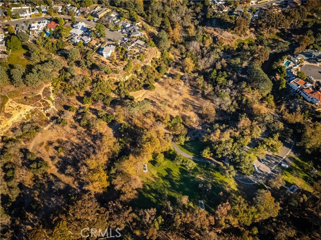 Image 20 of 58 For 939 Oak Street