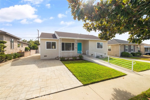 2058 Vancouver Avenue, Monterey Park CA: https://media.crmls.org/medias/0c51e73c-9b98-4107-add4-b97cfbb658fe.jpg