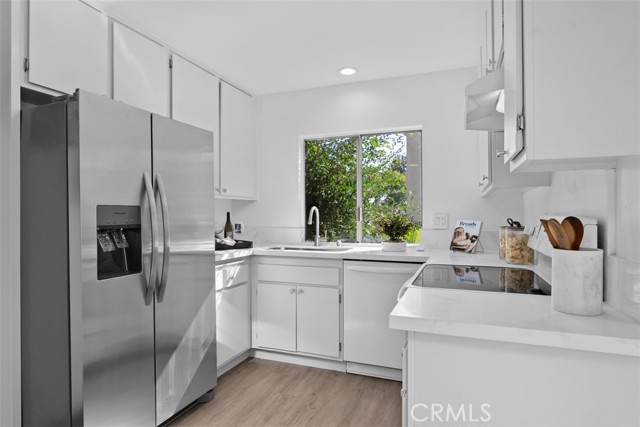3215 Stonewood Court, Fullerton CA: https://media.crmls.org/medias/0c5269da-239a-4d39-b3f7-7f4e7b6bf7f4.jpg