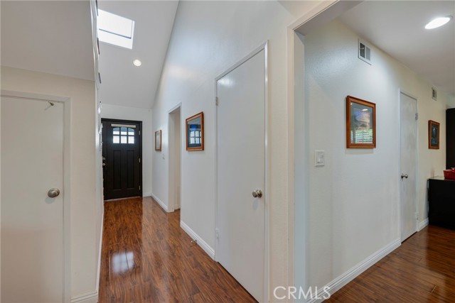 Image 25 of 60 For 673 Cliffwood