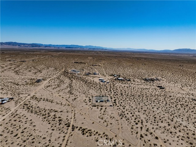 Detail Gallery Image 15 of 26 For 1188 Mile Square Ave, Joshua Tree,  CA 92252 - – Beds | – Baths