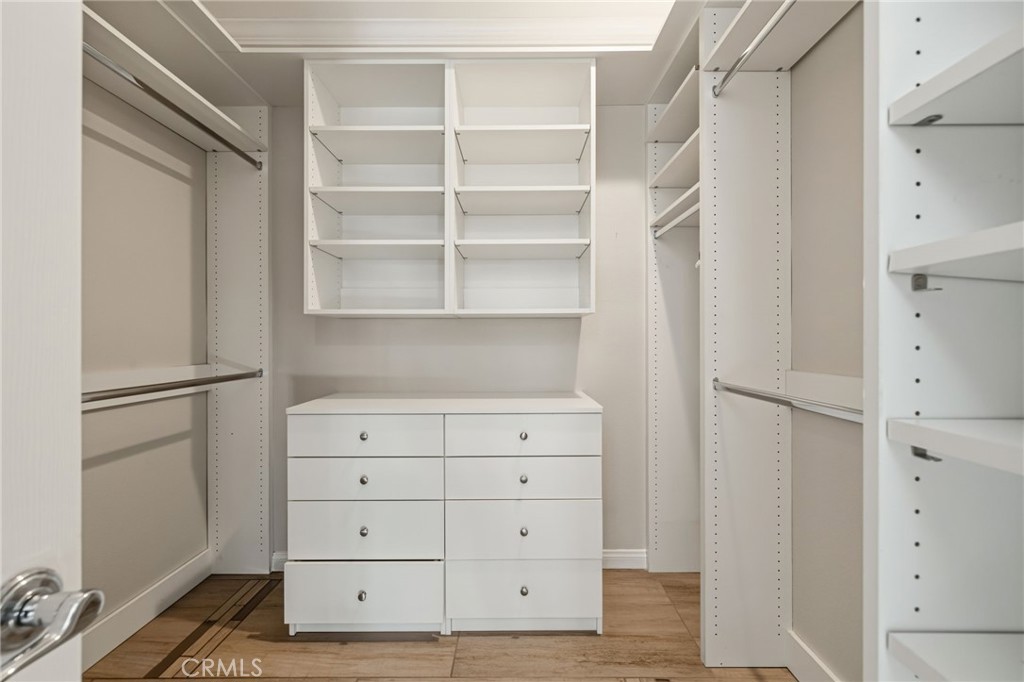 MLS #OC25258134 image #21