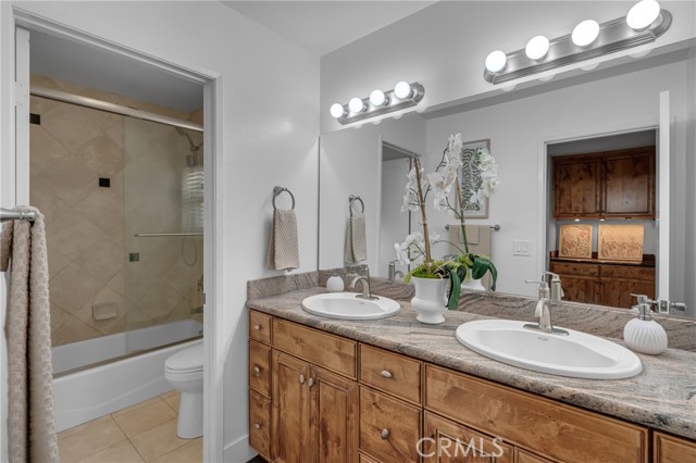 3652 San Joaquin Avenue, Los Alamitos CA: https://media.crmls.org/medias/0c549a92-562a-4712-96be-99b3c2fc21a5.jpg