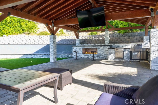 Detail Gallery Image 14 of 60 For 27964 Carvel Dr, Canyon Country,  CA 91351 - 3 Beds | 2 Baths