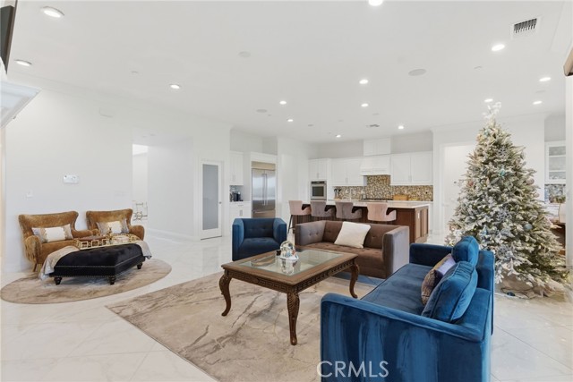 Detail Gallery Image 10 of 39 For 12309 Loden, Bakersfield,  CA 93311 - 4 Beds | 3 Baths