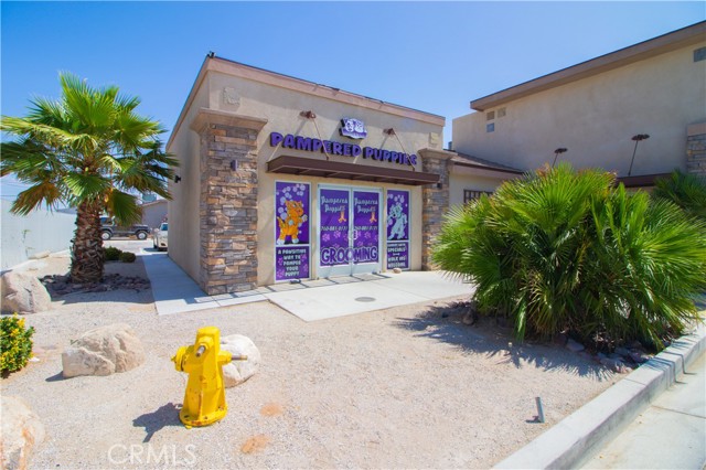 15444 Bear Valley Road, Victorville CA: https://media.crmls.org/medias/0c56496d-c80b-4069-bcbb-b839702df294.jpg