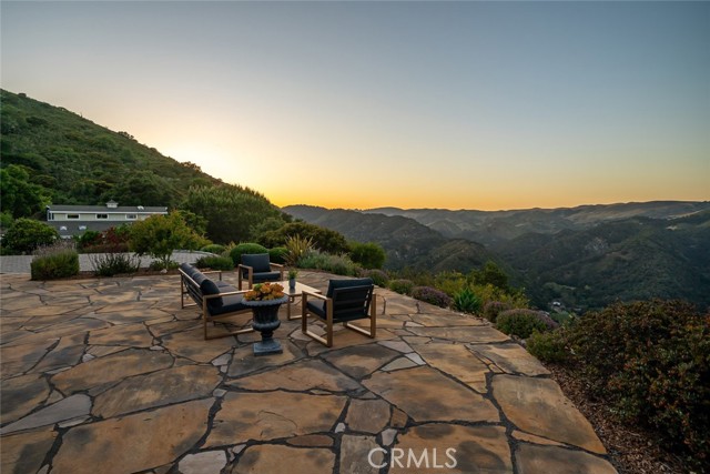 2650 Skyview Trail, San Luis Obispo CA: https://media.crmls.org/medias/0c569bac-6256-4be4-b980-7c5ca681571b.jpg