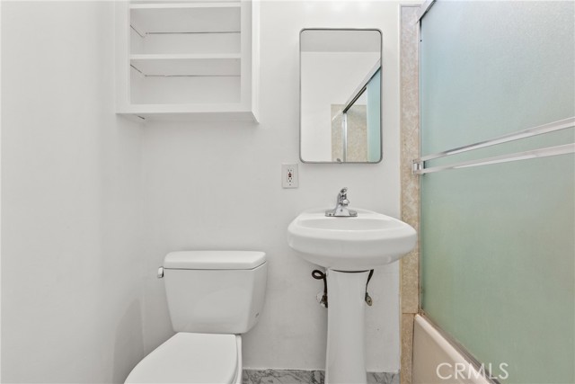 Detail Gallery Image 23 of 26 For 7137 Coldwater Canyon Ave #10,  North Hollywood,  CA 91605 - 2 Beds | 1 Baths