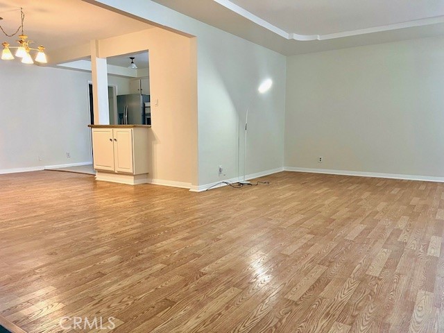 Detail Gallery Image 3 of 13 For 8954 Chimineas Ave, Northridge,  CA 91325 - 4 Beds | 2 Baths