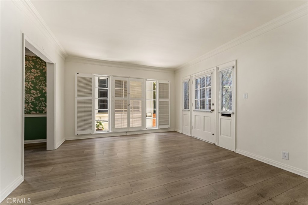 MLS #NP26156496 image #32