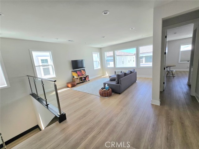 171 Bear Leaf Drive, Lake Forest CA: https://media.crmls.org/medias/0c593270-d7ac-4c82-9d1f-ca7dded1b559.jpg