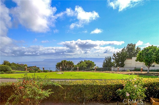 5818 Sunmist Drive, Rancho Palos Verdes, California 90275, 5 Bedrooms Bedrooms, ,3 BathroomsBathrooms,Residential,Sold,Sunmist,PV17230947