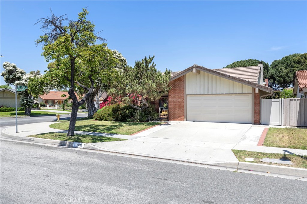 13119 Semora Place