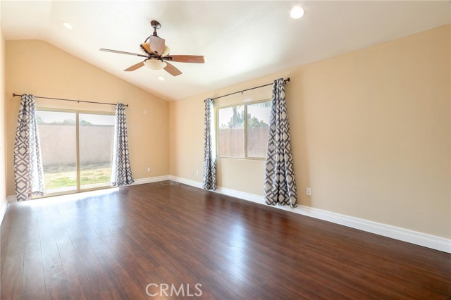 2857 S Desert Forest Avenue, Ontario CA: https://media.crmls.org/medias/0c5a805c-8a24-4455-ba22-289110208333.jpg