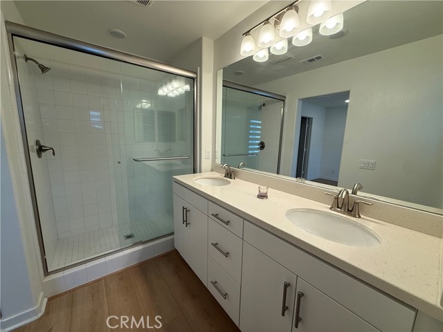 Detail Gallery Image 15 of 17 For 14130 Bay St, La Mirada,  CA 90638 - 3 Beds | 3/1 Baths