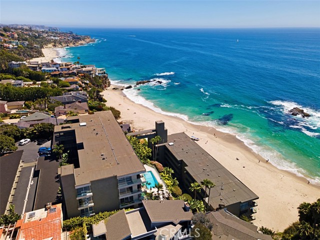 Detail Gallery Image 34 of 43 For 31755 Coast #403,  Laguna Beach,  CA 92651 - 2 Beds | 2 Baths