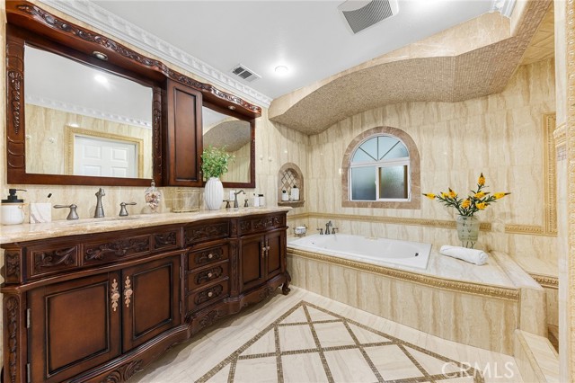 Detail Gallery Image 26 of 51 For 731 S Michillinda Ave, Pasadena,  CA 91107 - 5 Beds | 4 Baths