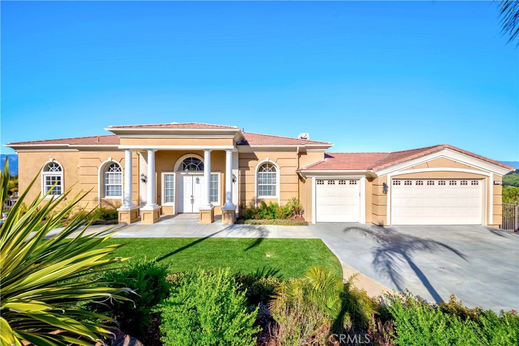 302 Via Blanca, San Dimas, CA 91773