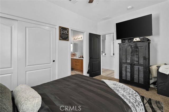 21 Via Del Renal Court, Lake Elsinore CA: https://media.crmls.org/medias/0c5ddbd7-fbbe-4bd2-9903-268e248390a5.jpg