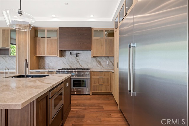 2111 Clark, Redondo Beach, California 90278, 4 Bedrooms Bedrooms, ,5 BathroomsBathrooms,Residential,For Sale,Clark,SB26059150