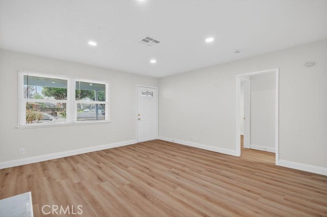 Detail Gallery Image 12 of 49 For 4392 Elm, Long Beach,  CA 90807 - 3 Beds | 2 Baths